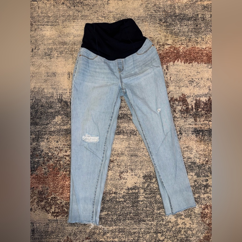 Isabel Light Blue Boyfriend-Style Maternity Jeans